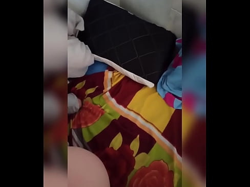 ❤️ Ҳамҳуҷраи ман дар хона танҳо мемонад, зеро шавҳараш ба рухсатӣ меравад ва ман аз фурсат истифода бурда, ӯро сиҳат мекунам ва харашро аз шир пур мекунам ❤️❌ Видео мақъад дар tg.appassistance.ru ❤